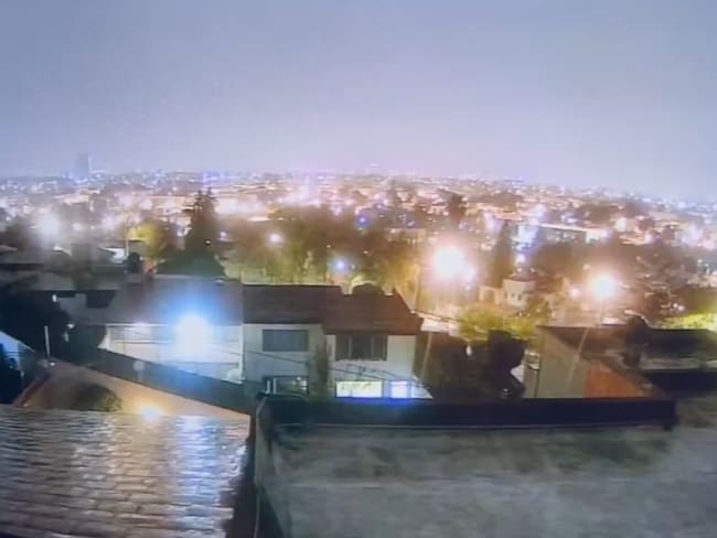 Así se vio el mega trueno en Puebla que dejó sin luz a varias colonias | VIDEO