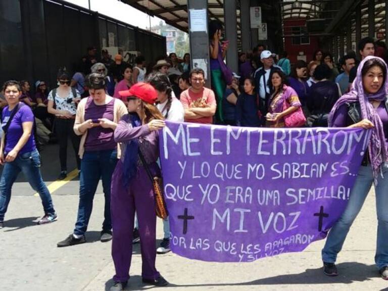 Así se vivió la marcha #VivasNosQueremos en la CDMX