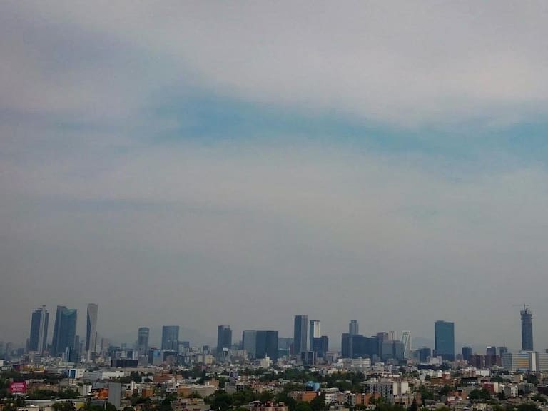CIUDAD DE MÉXICO, 10MAYO2024.- Por tercera ocasión la Comisión Ambiental de la Megalópolis (CAMe) dio a conocer que se mantiene la fase 1 de contingencia ambiental en la Zona Metropolitana del Valle de México.
FOTOS: ROGELIO MORALES /CUARTOSCURO.COM