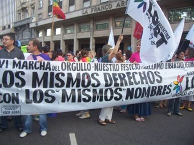 Busca orientar SCJN a jueces en casos LGBT