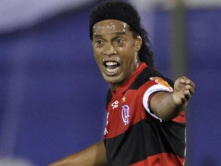 Debuta Ronaldinho en el cine