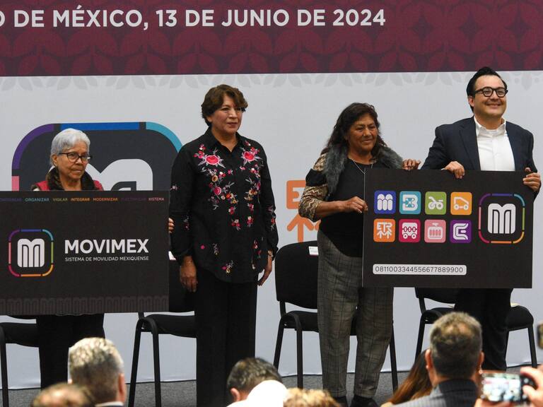 TOLUCA, ESTADO DE MÉXICO, 13JUNIO2024.- Delfina Gómez Gobernadora del Estado de México y Daniel Sibaja Secretario de Movilidad estatal anunciaron la nueva tarjeta MOVIMEX así como acciones gratuitas para el transporte masivo, a partir del 1 de julio de o servicio de Mexibús y Mexicable será gratuito para adultos mayores, personas discapacitadas y niños menores de 5 años. FOTO: CRISANTA ESPINOSA AGUILAR /CUARTOSCURO.COM