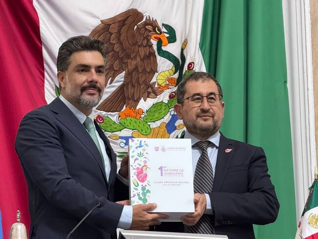 César Cravioto entrega el Primer Informe de Gobierno de Clara Brugada