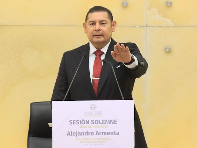 Rinde protesta Alejandro Armenta como gobernador de Puebla