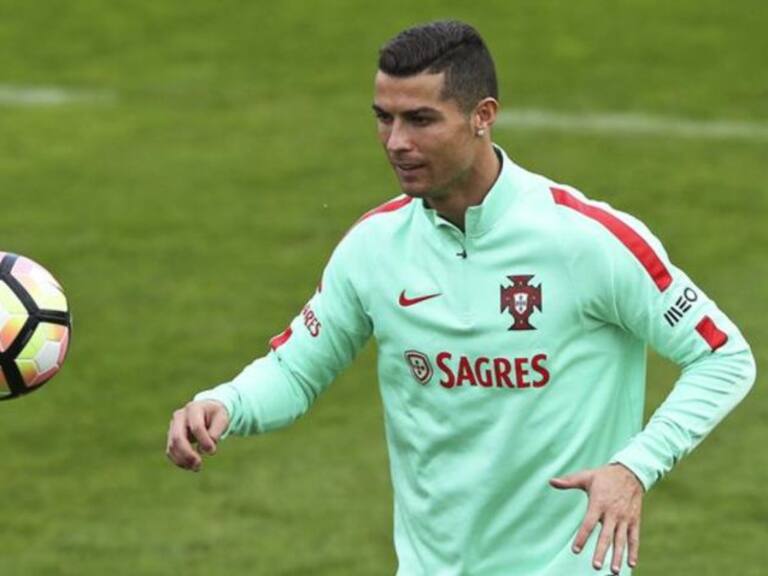 Cristiano Ronaldo lidera Mannequin Challenge de la Selección de Portugal