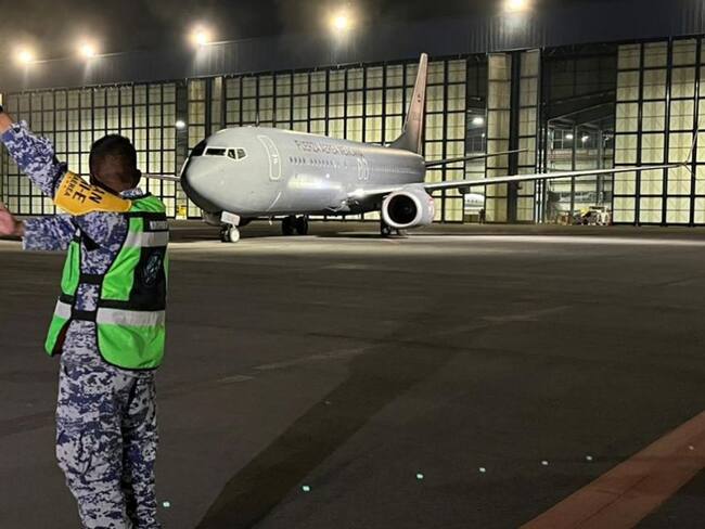 Sale segundo vuelo de la Fuerza Aérea Mexicana a Bucarest: Daniel Millán