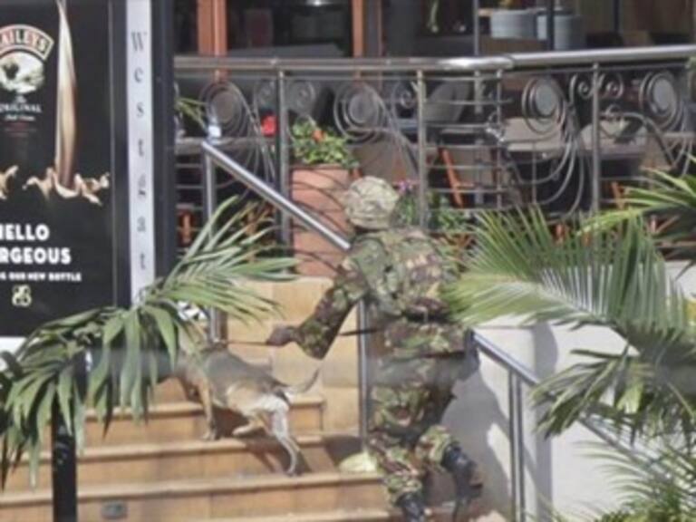 Ciudadanos estadounidenses y un británico entre atacantes de centro comercial en Nairobi