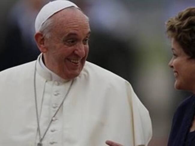 El papa Francisco anuncia que en 2017 volverá a Brasil