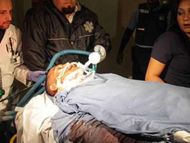 Reportan a "Macho" Camacho en estado crítico