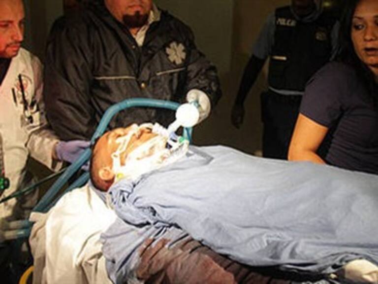 Reportan a "Macho" Camacho en estado crítico