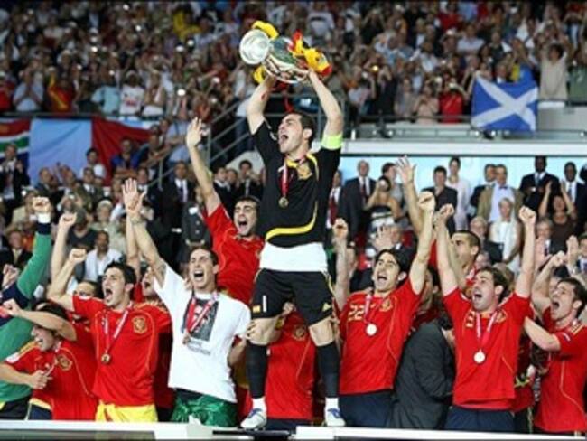 Realizan homenaje a la Selección de España