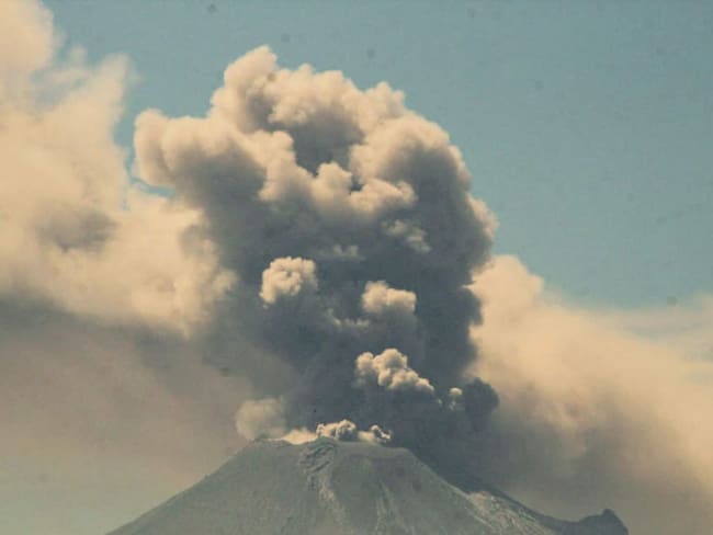 ¿Qué sucede con el Popocatépetl y cómo afecta a la aviación?
