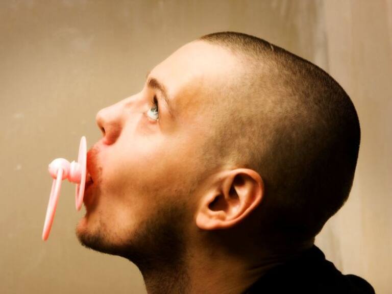 ¿Eres o vives con un bebé verdugo?