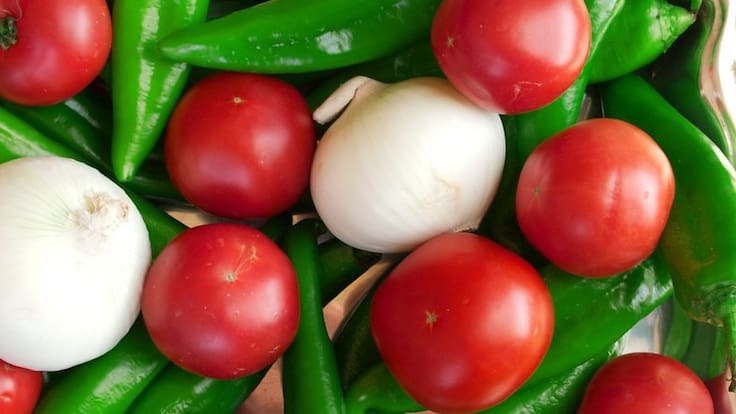 ¡Precio del tomate a los cielos! ¿Cómo afecta la inflación en México en el bolsillo de las familias?