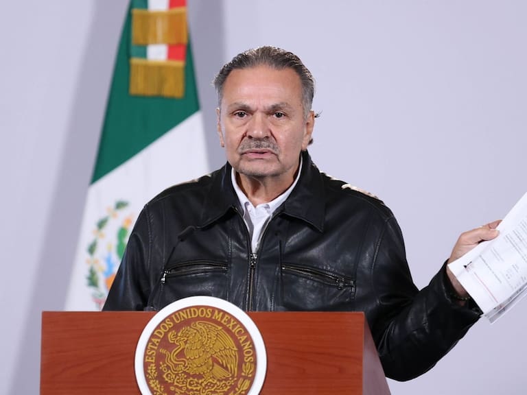 Octavio Romero Oropeza, titular del Infonavit, aclaro su declaración patrimonial, señala campaña en su contra y niega ganar más quela Presidenta. FOTO: MOISÉS PABLO/CUARTOSCURO.COM