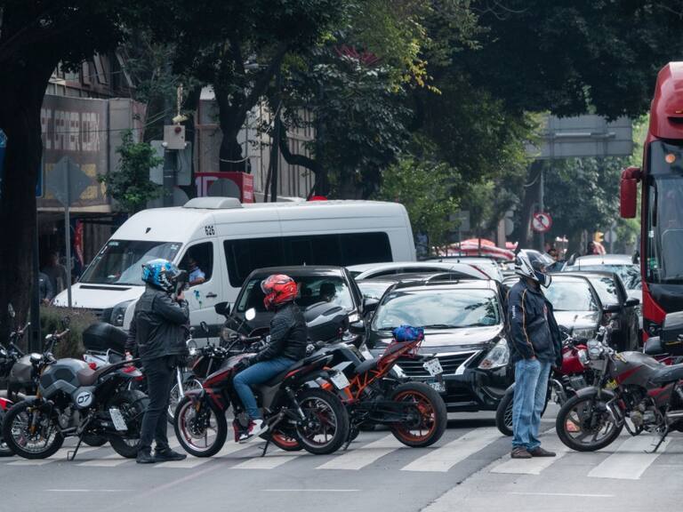 Protesta de motociclistas deja 9 detenidos en CDMX