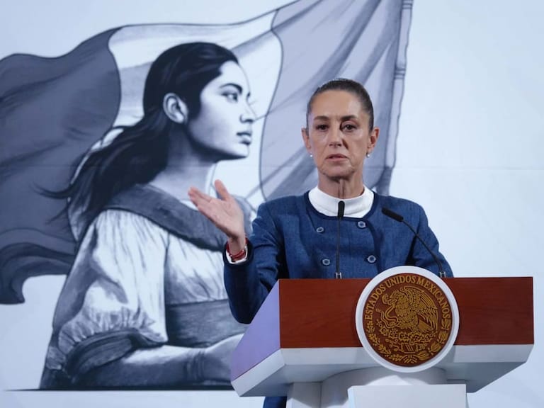 Niega la presidenta Sheinbaum que el partido Morena hayan cedido a alguna presión para avalar la reforma que ella envió al Congreso. FOTO: GRACIELA LÓPEZ/CUARTOSCURO.COM