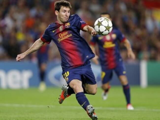 Sufre Messi fuerte golpe y está en duda para juego ante Málaga