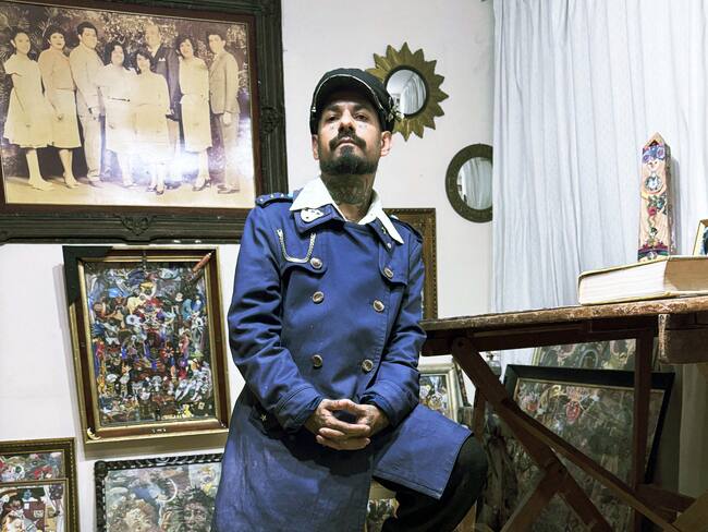 ENTREVISTA W | Magia y manifestación en el arte: el collage pictórico de Antonio Fräppa