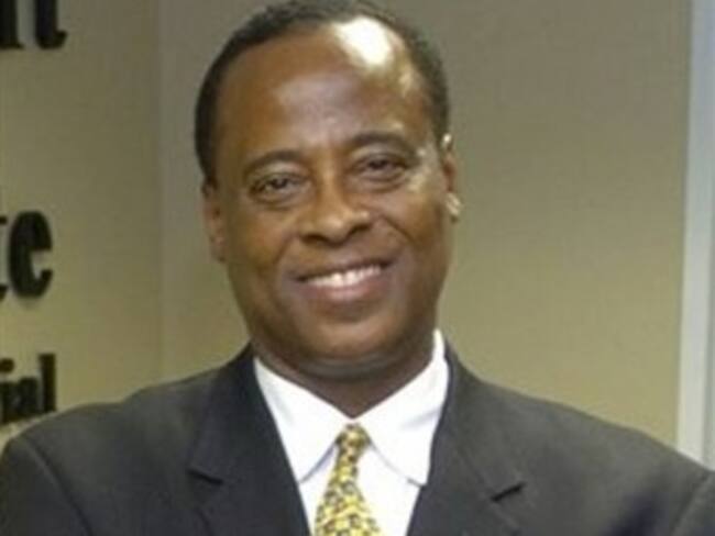 Reanudan hoy juicio contra Murray con comparecencia de anestesiólogo