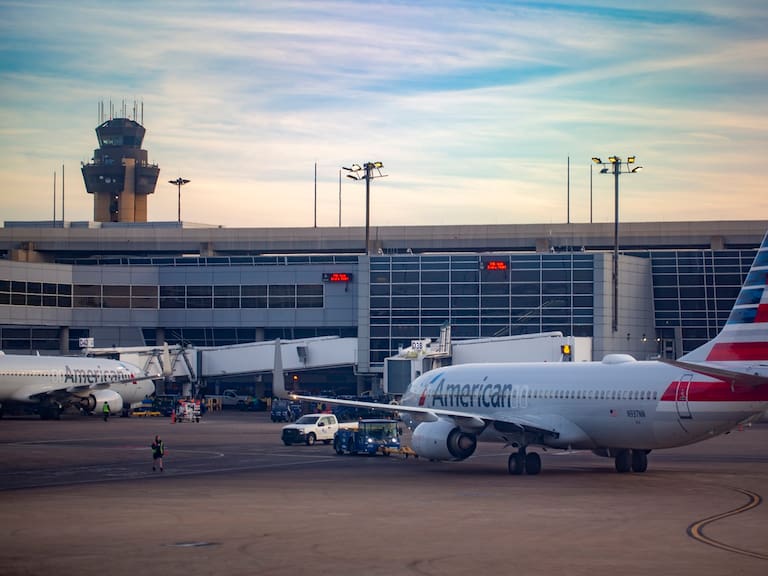 El espacio aéreo en Texas fue reabierto esta mañana luego de la especulación del sobrevuelo de drones de algún cártel en espacio de Estados Unidos.