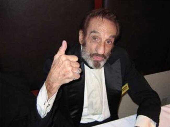 'La Reata' felicita al pionero de la televisión mexicana Germán Robles