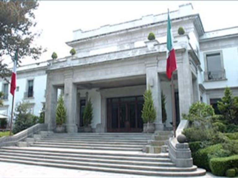 Se reunen Calderón y gobernador de Coahuila en Los Pinos