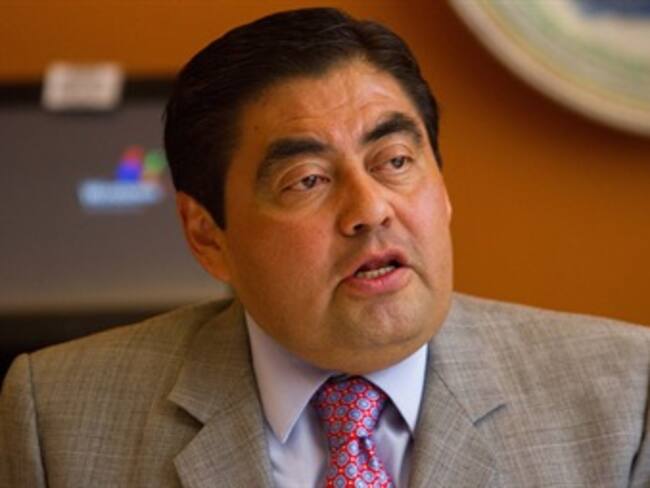 'Debemos ir a un periodo extraordinario en ambas Cámaras'. Miguel Barbosa, Coordinador senadores del PRD