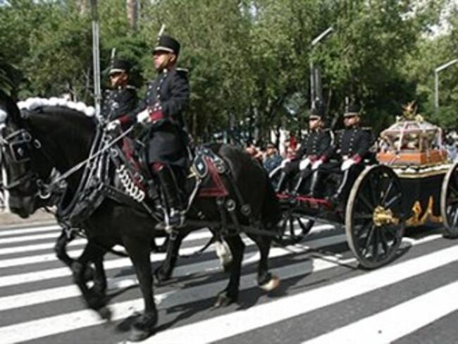Restos de heroes patrios. Alejandro Rosas, historiador. 21/01/13