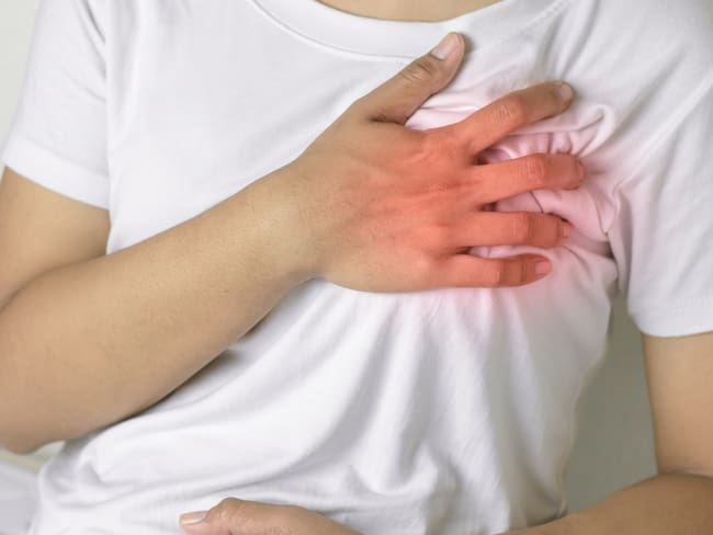 Microinfartos: Qué son, síntomas silenciosos y por qué son más peligrosos en jóvenes
