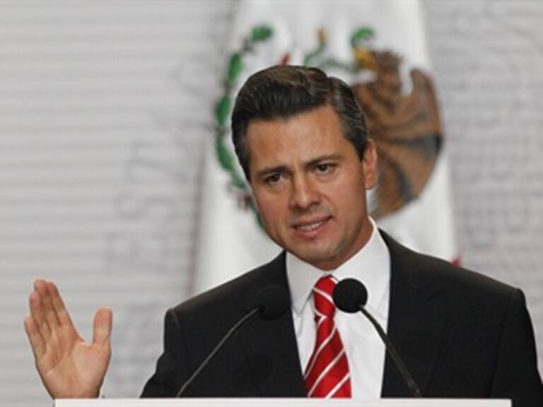 Suspende EPN presentación de reforma financiera