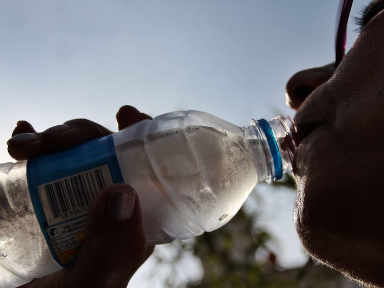México, país que más agua embotellada consume: 28 mil mdp al año.