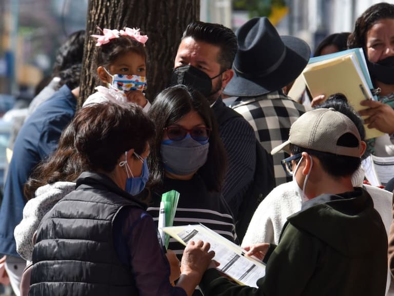 México suma 700 muertes y 9 mil 792 contagios de COVID-19 en 24 horas