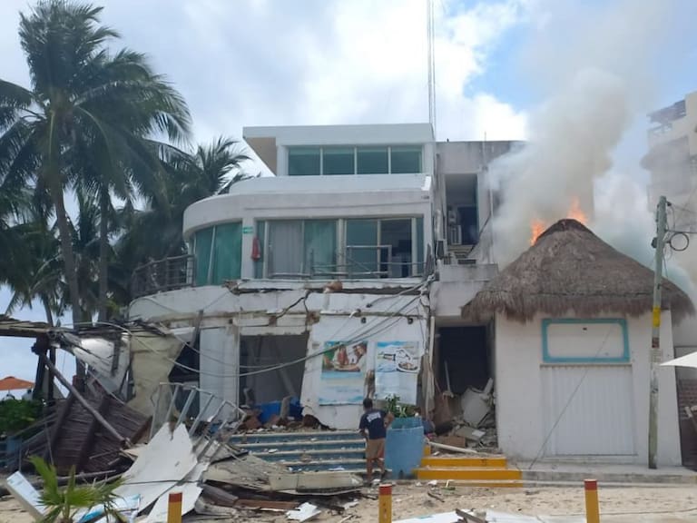 Explosión por gas en Playa del Carmen deja dos personas sin vida