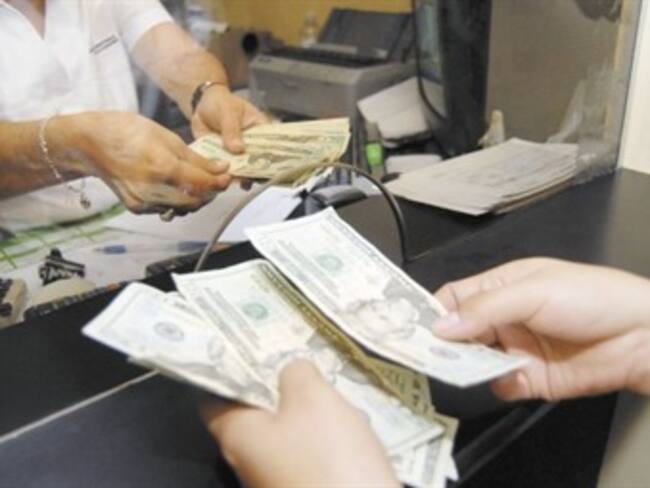 Disminuyen remesas en enero: Banxico