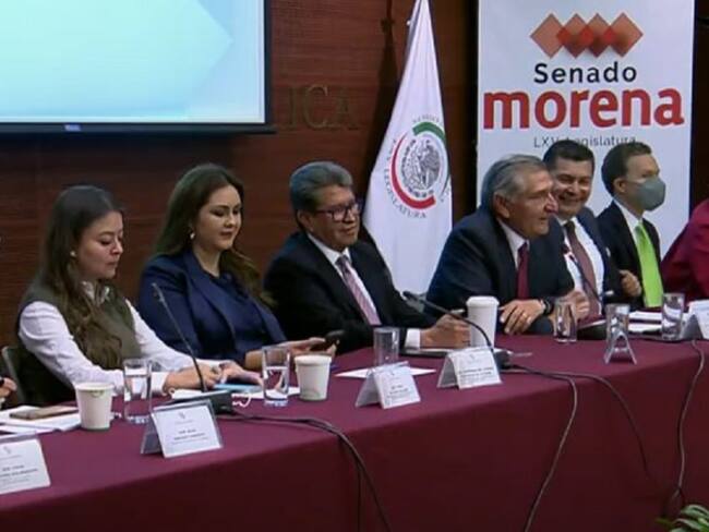 Adán Agusto “aprieta” a bancada morenista del Senado