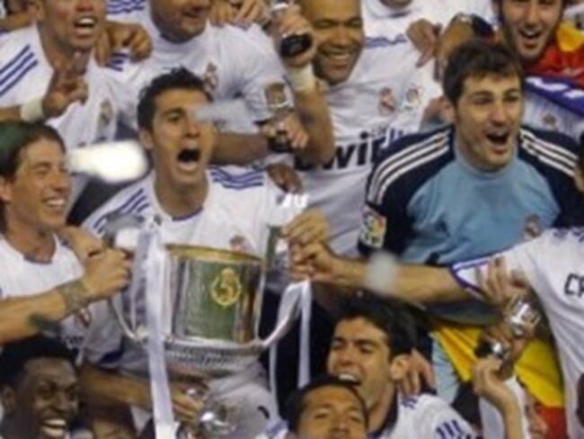 Cristiano Ronaldo lleva al Real Madrid a alzar la Copa del Rey