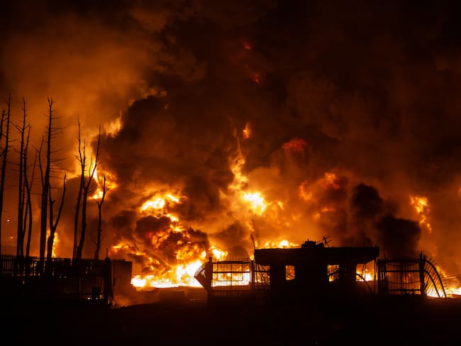 La guerra con Irán ya pega al petróleo: precios suben y el mundo entra en alerta