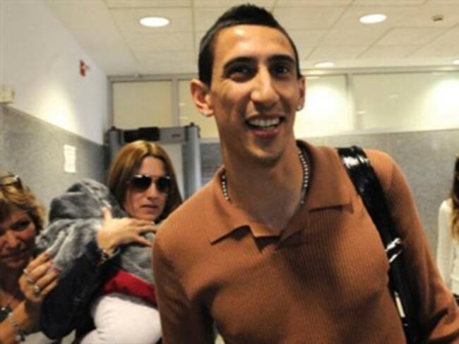 Vuela Di María a Manchester para firmar por el United