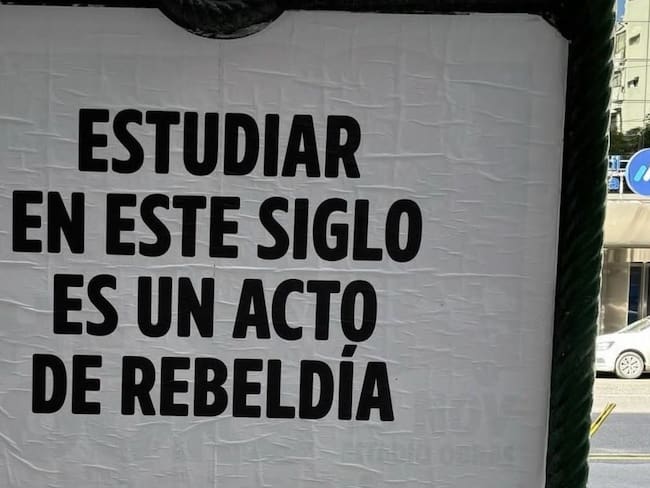 Protestas de maestros y estudiantes universitarios contra Milei; ¿Qué está pasando con la educación en Argentina?