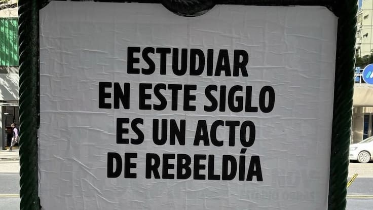 Protestas de maestros y estudiantes universitarios contra Milei; ¿Qué está pasando con la educación en Argentina?