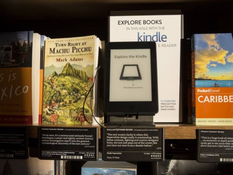 #AsíSopitas: Libros físicos vs libros electrónicos, ¿cuál prefieres?