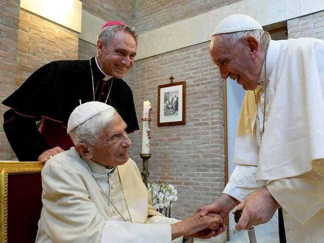 El Papa pide una oración especial por Benedicto XVI