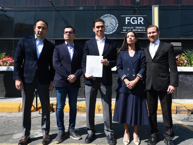 PAN denuncia violencia en marcha de la Generación Z ante FGR; exige investigar quién dio la orden de golpear a jóvenes manifestantes