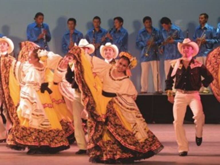Magna celebración por 50 años del Ballet de Amalia Hernández