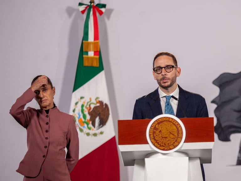 Gobierno destaca contratos irregulares y robo de medicamentos en sector salud