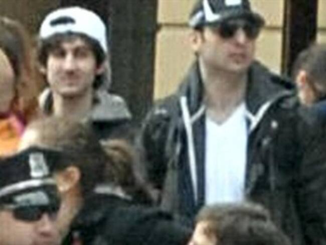 Encuentran ADN femenino en una de las bombas de Boston