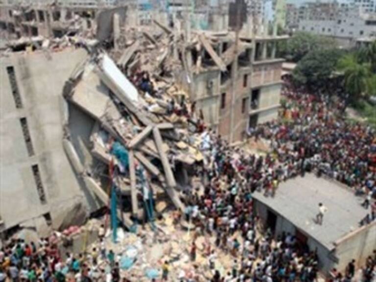 Finaliza búsqueda de cadáveres en edificio colapsado en Bangladesh