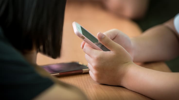 Diputados preparan foros para regular inteligencia artificial, redes sociales y celulares en escuelas