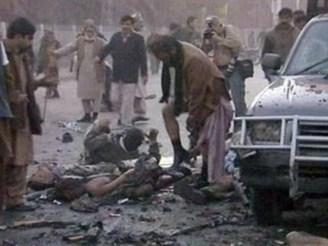 Dejan atentados 24 muertos en Pakistán